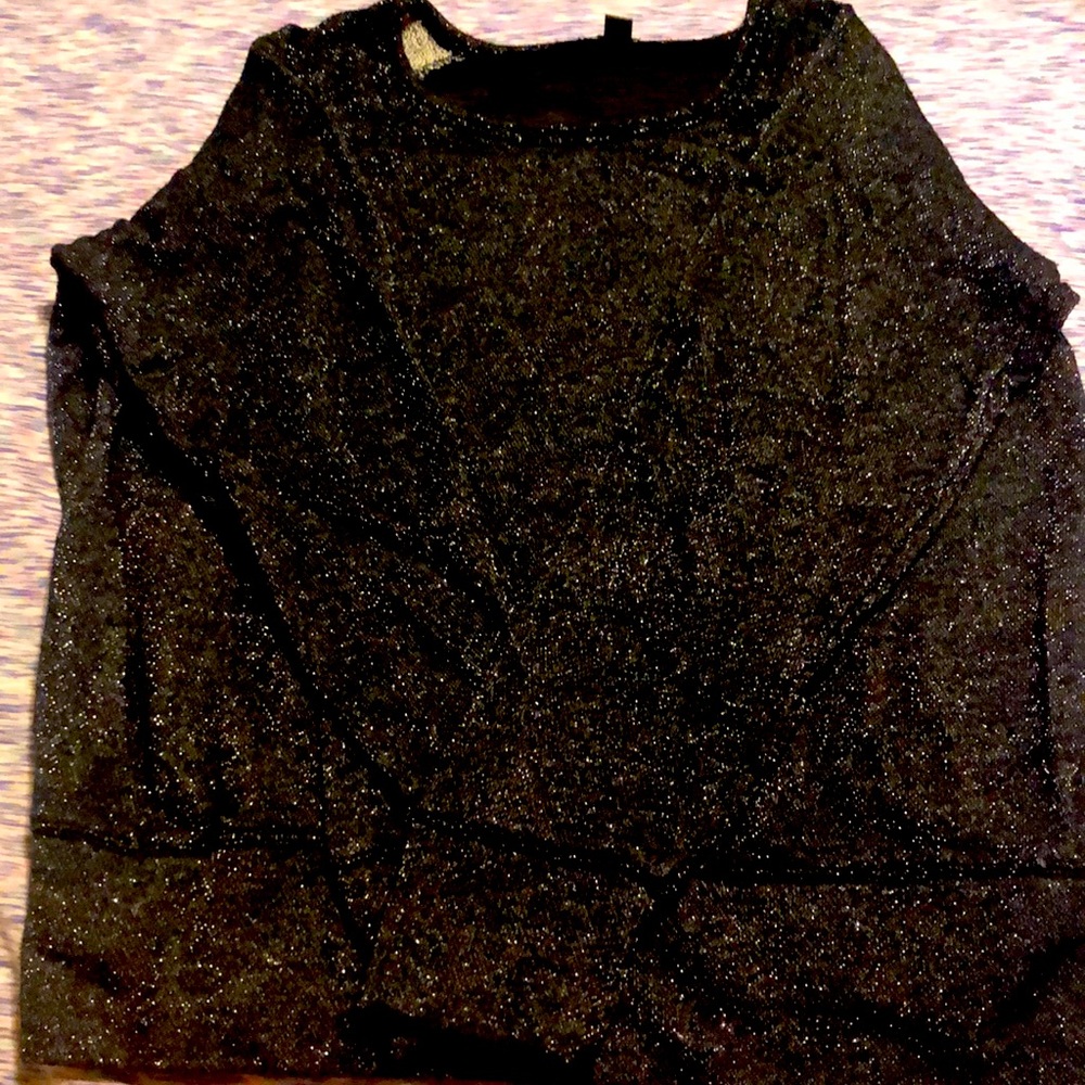 Long Sleeve Black crew neck sweatshirt